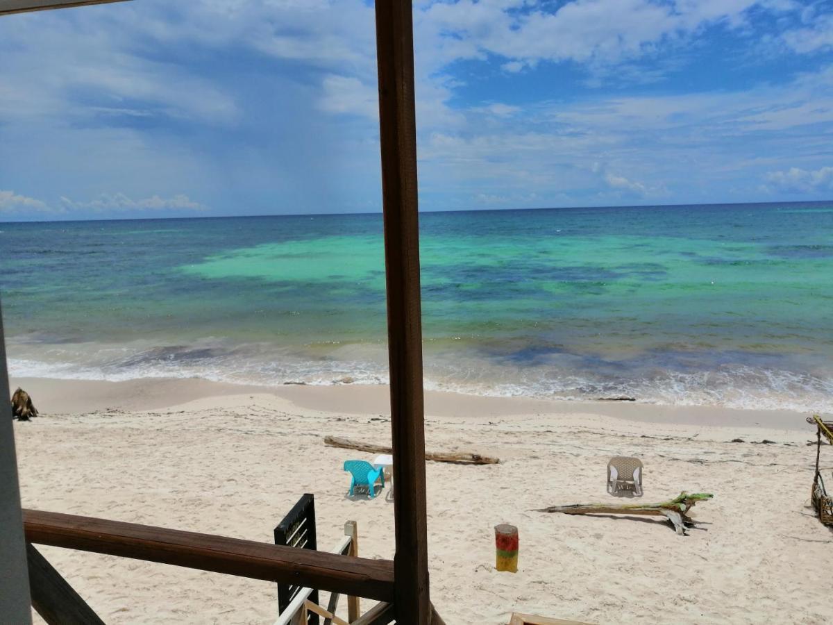 Miss Bassy'S Lodging Hotell San Andrés Exteriör bild